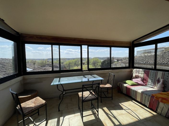 Image No.17-6 Bed House for sale