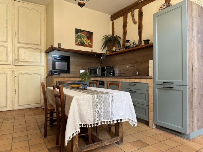 Image No.5-6 Bed House for sale