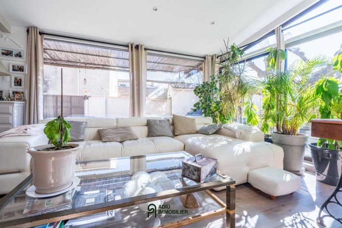 Image No.10-2 Bed House for sale