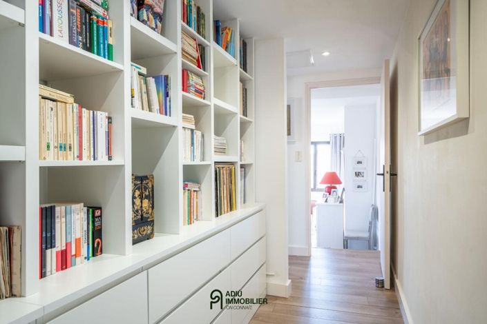 Image No.11-2 Bed House for sale