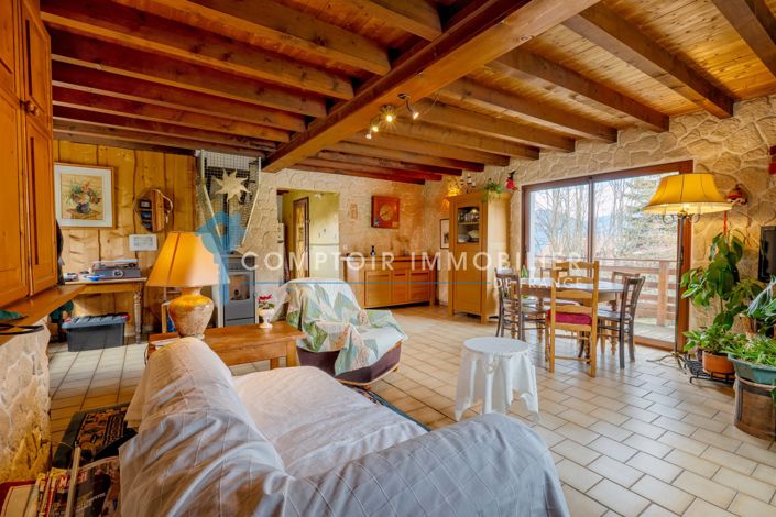 Image No.10-3 Bed House for sale