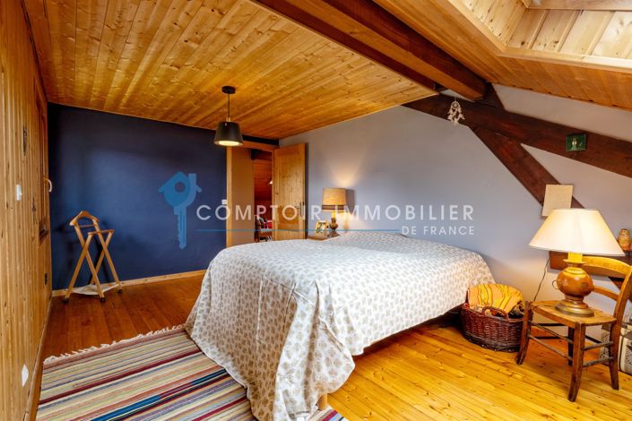 Image No.13-3 Bed House for sale