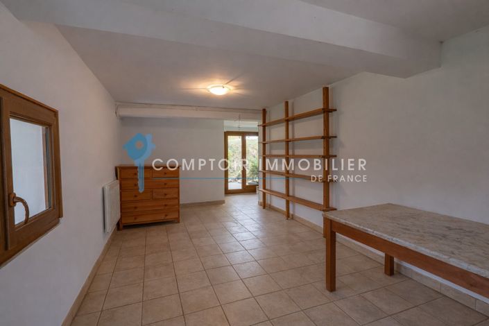 Image No.16-3 Bed House for sale