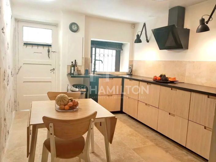 Image No.4-2 Bed House for sale