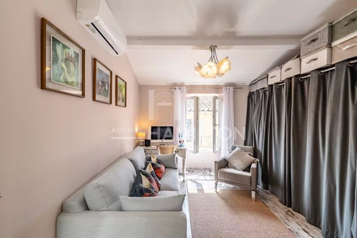 Image No.7-2 Bed House for sale