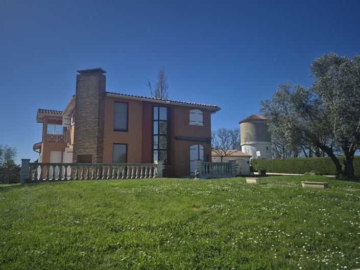 Image No.2-3 Bed House for sale