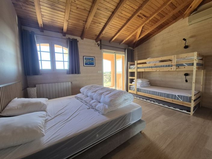 Image No.25-3 Bed House for sale