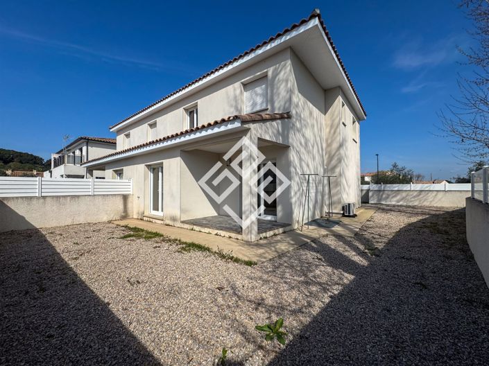 Image No.2-3 Bed House for sale