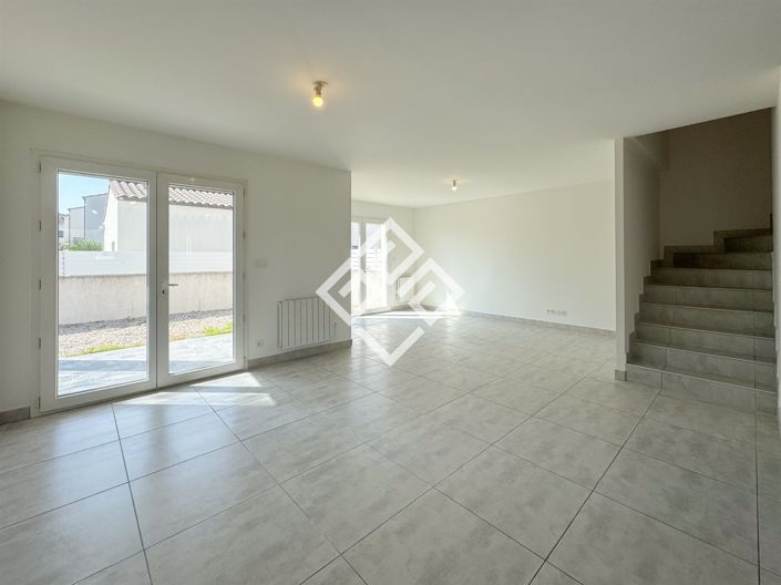 Image No.3-3 Bed House for sale