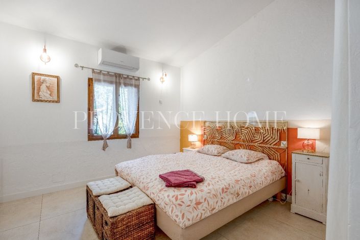 Image No.10-2 Bed House for sale