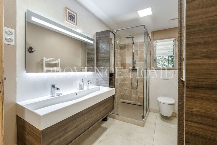 Image No.9-2 Bed House for sale