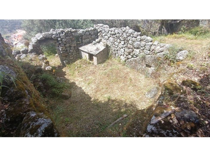 Image No.17-1 Bed House for sale