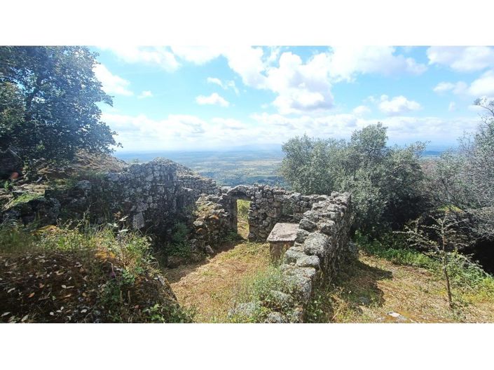 Image No.8-1 Bed House for sale