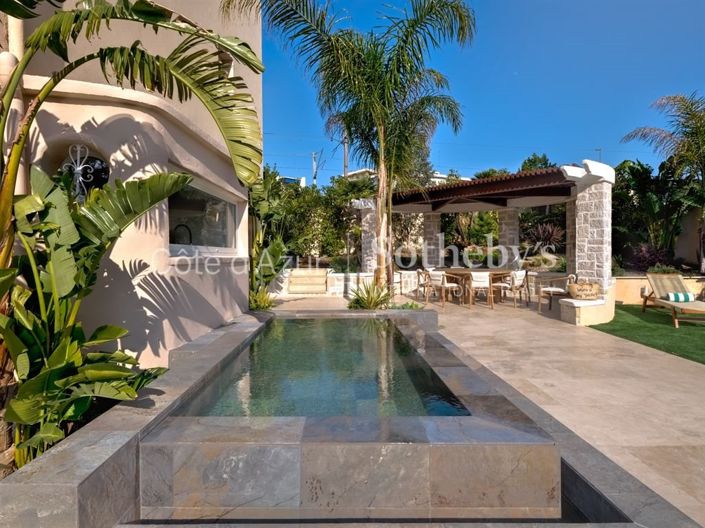 Image No.19-5 Bed Apartment for sale