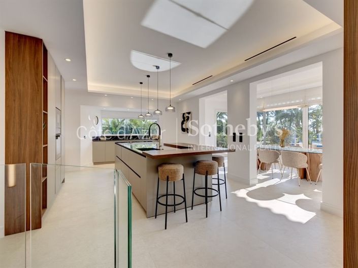 Image No.6-5 Bed Apartment for sale