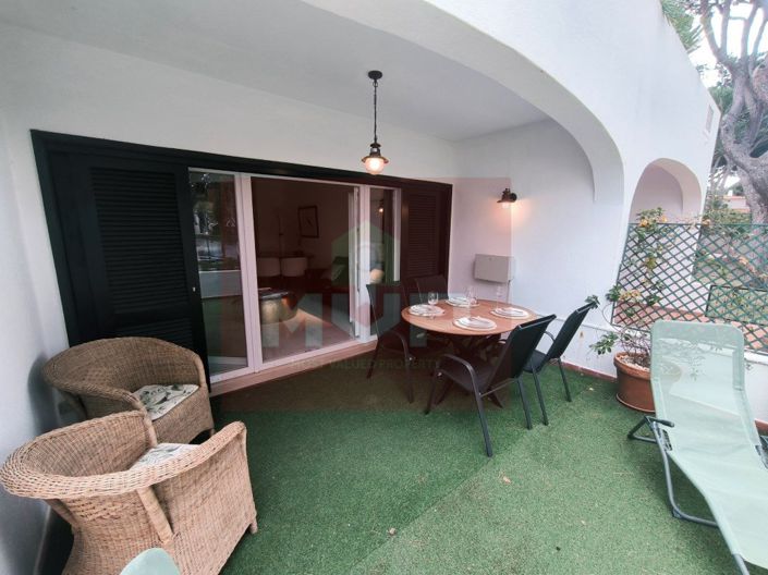 Image No.20-2 Bed Apartment for sale