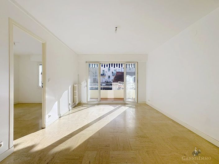 Image No.3-1 Bed Apartment for sale