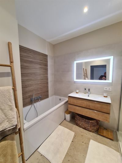 Image No.11-4 Bed House for sale