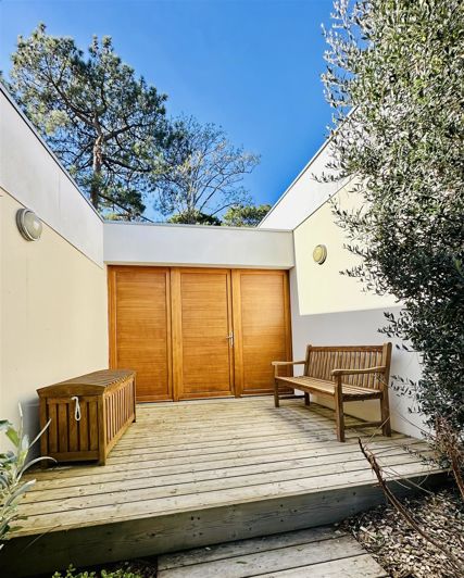 Image No.17-4 Bed House for sale