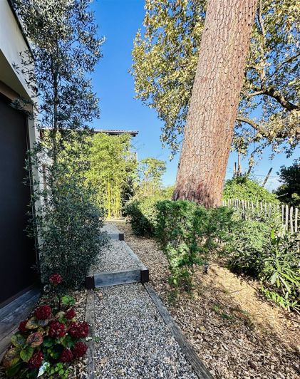 Image No.22-4 Bed House for sale