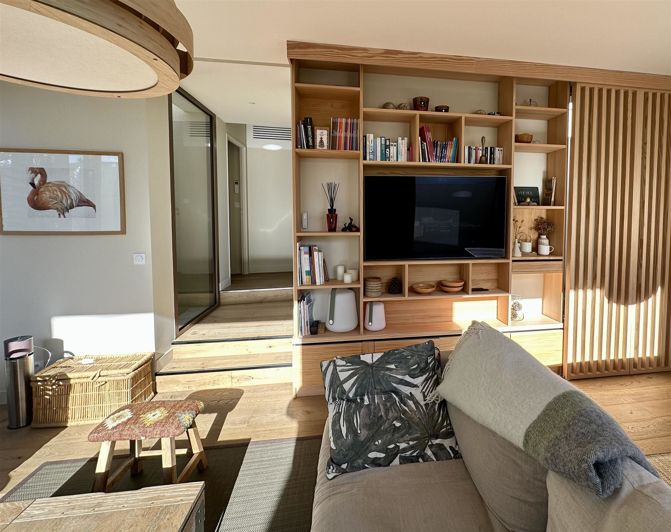 Image No.6-4 Bed House for sale