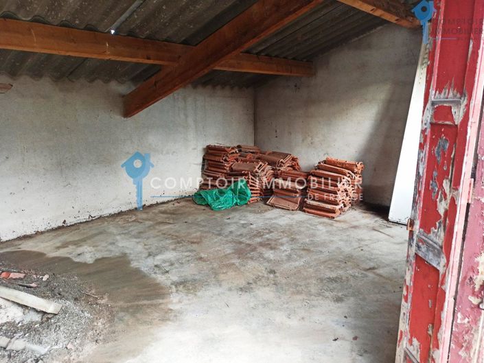 Image No.6-2 Bed House for sale