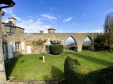 1 - Rhône, Maison