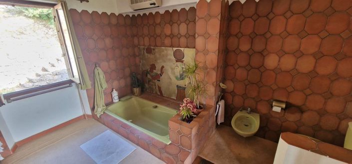 Image No.10-House for sale