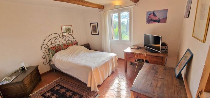 Image No.8-House for sale