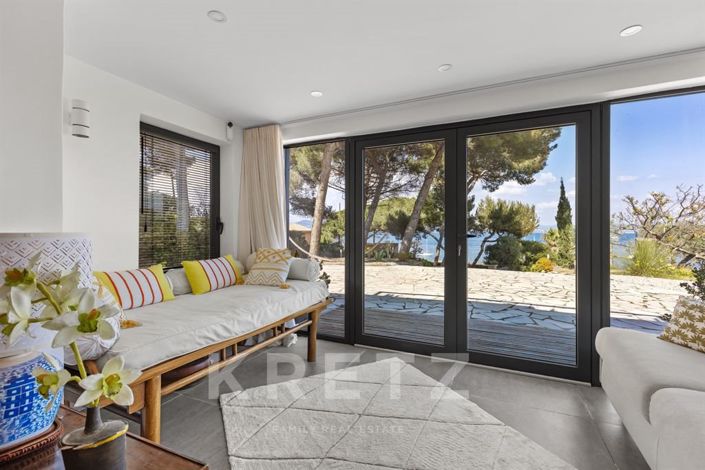 Image No.8-4 Bed House for sale