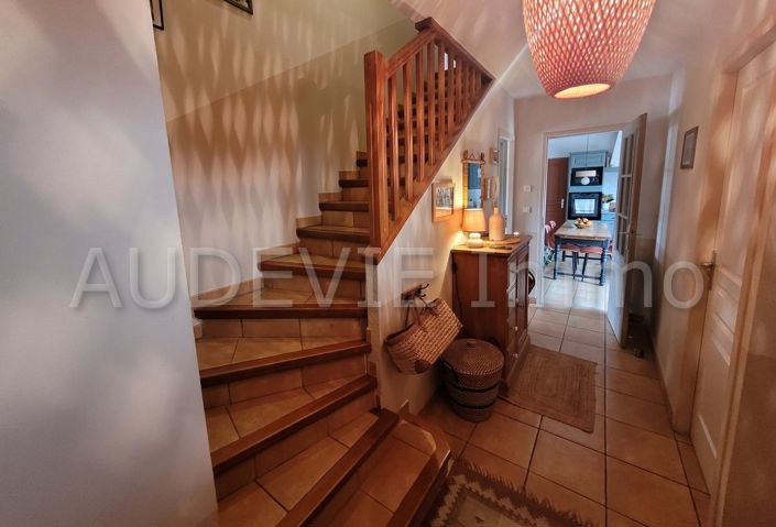 Image No.16-5 Bed House for sale