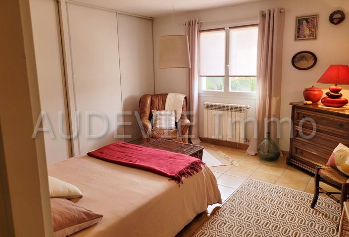 Image No.19-5 Bed House for sale