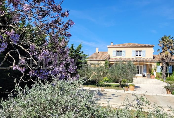 Image No.22-5 Bed House for sale