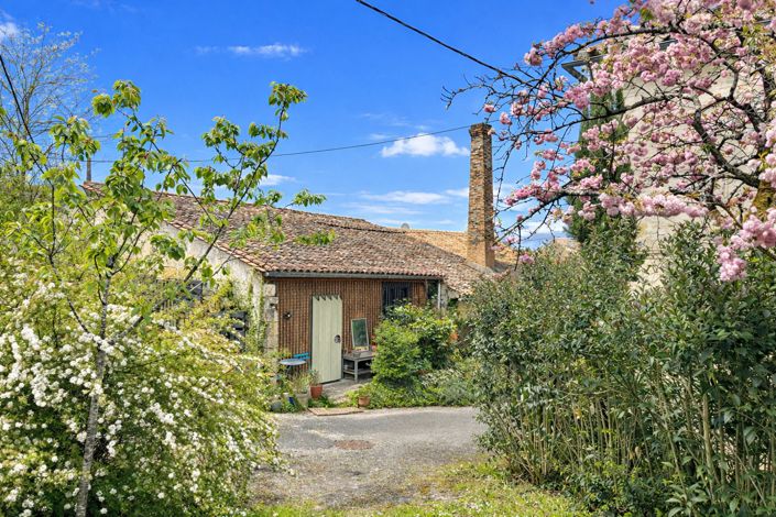 Image No.17-3 Bed House for sale