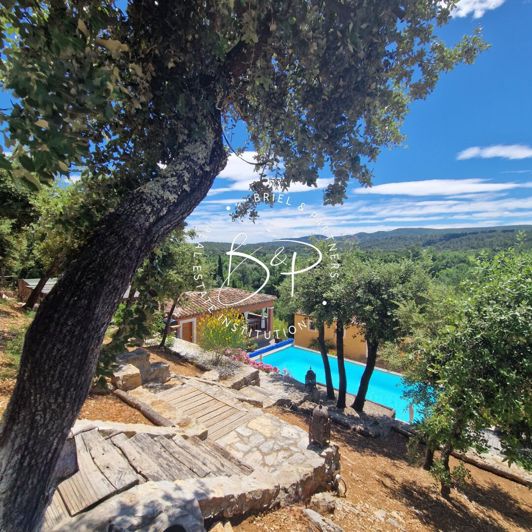 Image No.6-8 Bed House for sale