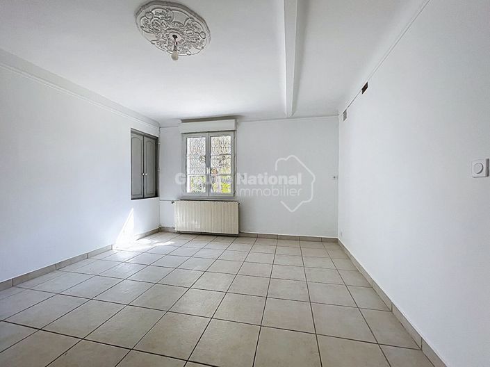 Image No.11-6 Bed House for sale