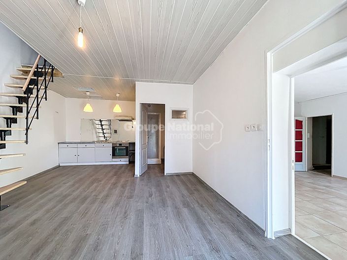 Image No.13-6 Bed House for sale
