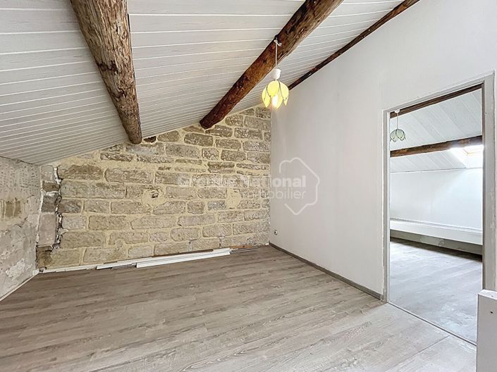 Image No.14-6 Bed House for sale