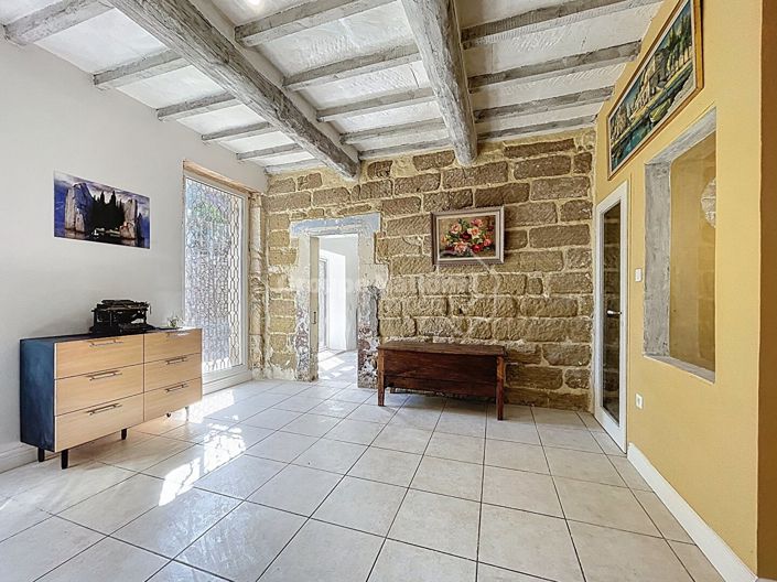 Image No.6-6 Bed House for sale