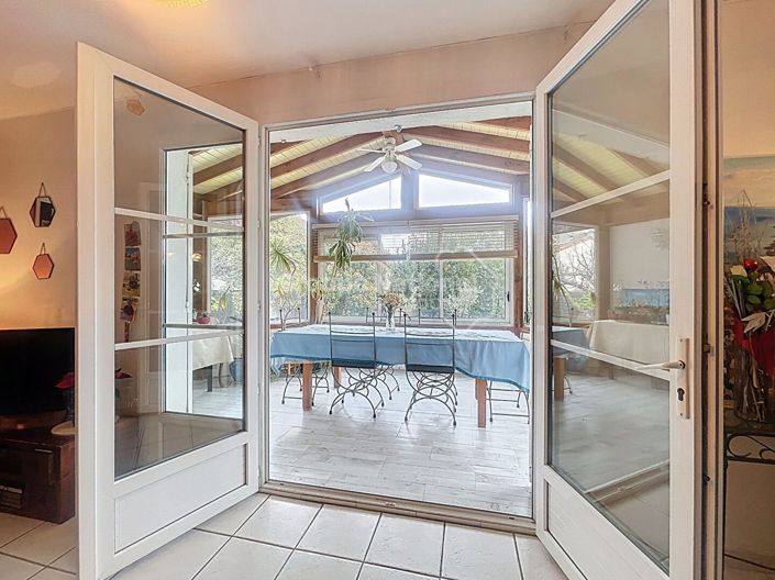 Image No.3-3 Bed House for sale