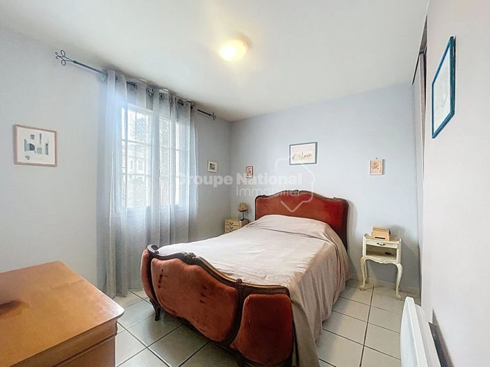 Image No.9-3 Bed House for sale