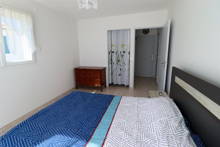 Image No.10-3 Bed House for sale