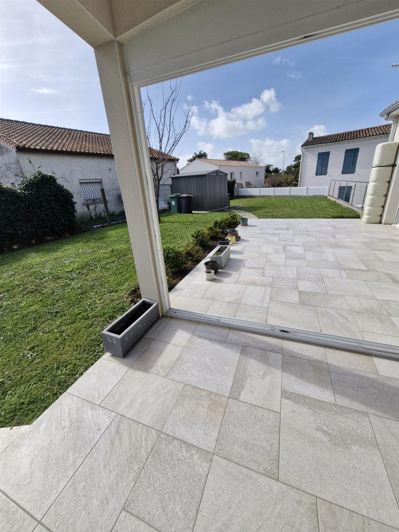 Image No.18-3 Bed House for sale