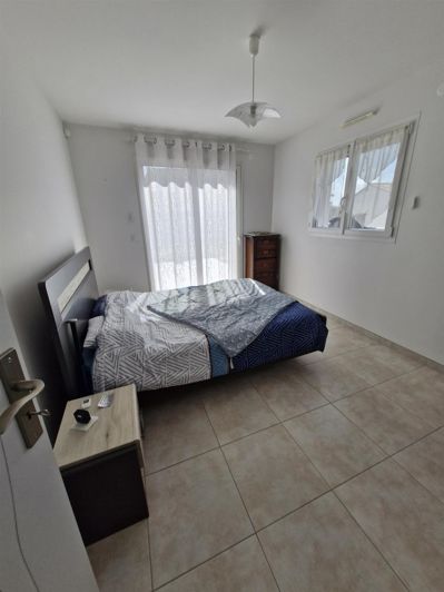 Image No.5-3 Bed House for sale