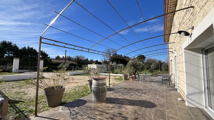 Image No.11-Maison de 16 chambres à vendre à Pernes-les-Fontaines