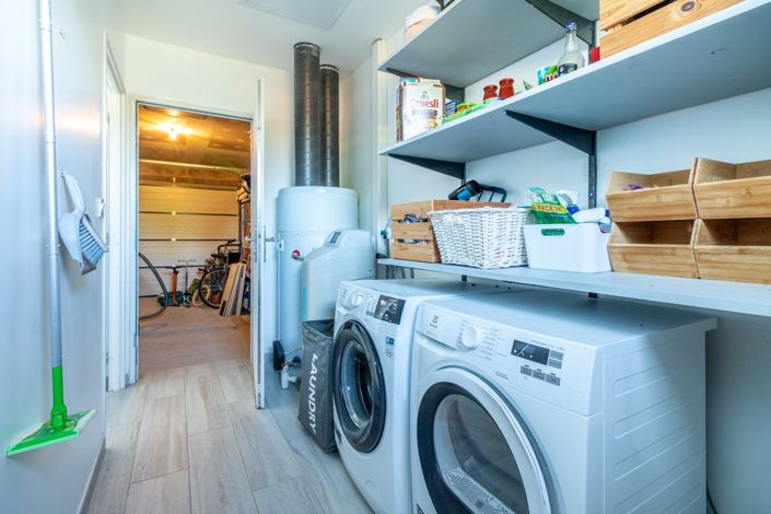 Image No.12-3 Bed House for sale