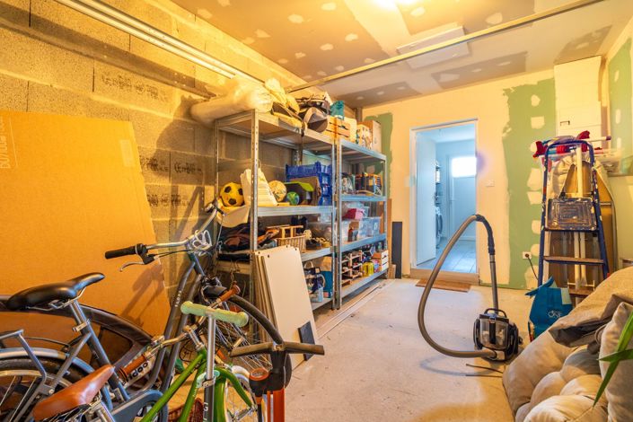 Image No.13-3 Bed House for sale