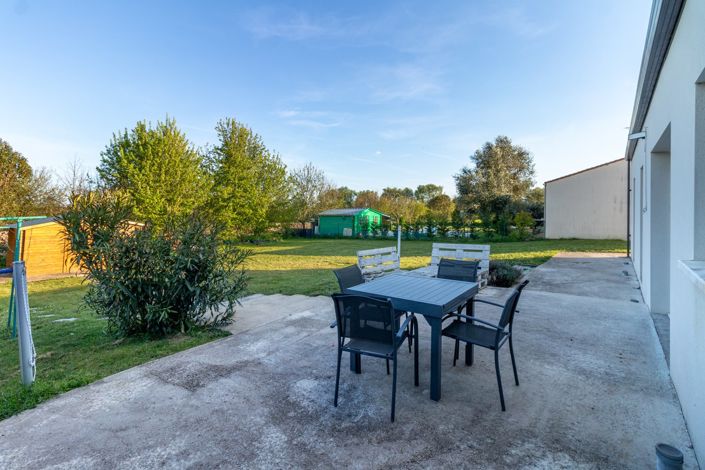 Image No.15-3 Bed House for sale