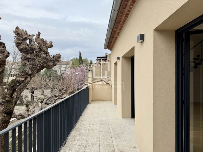 Image No.31-4 Bed House for sale