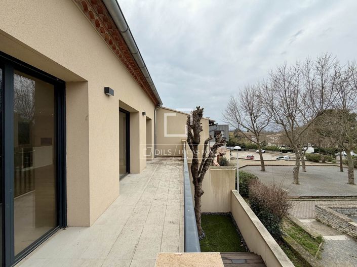 Image No.32-4 Bed House for sale